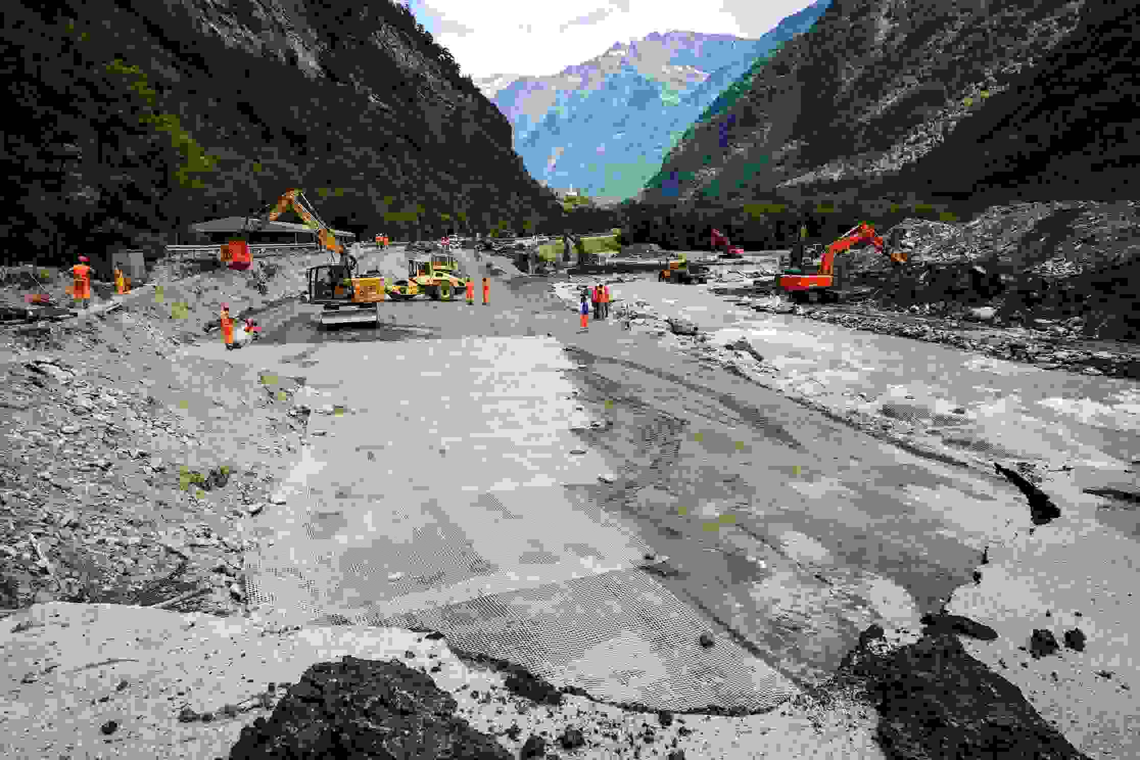 A13 Soazza Lostallo - Wiederaufbau nach Unwetter