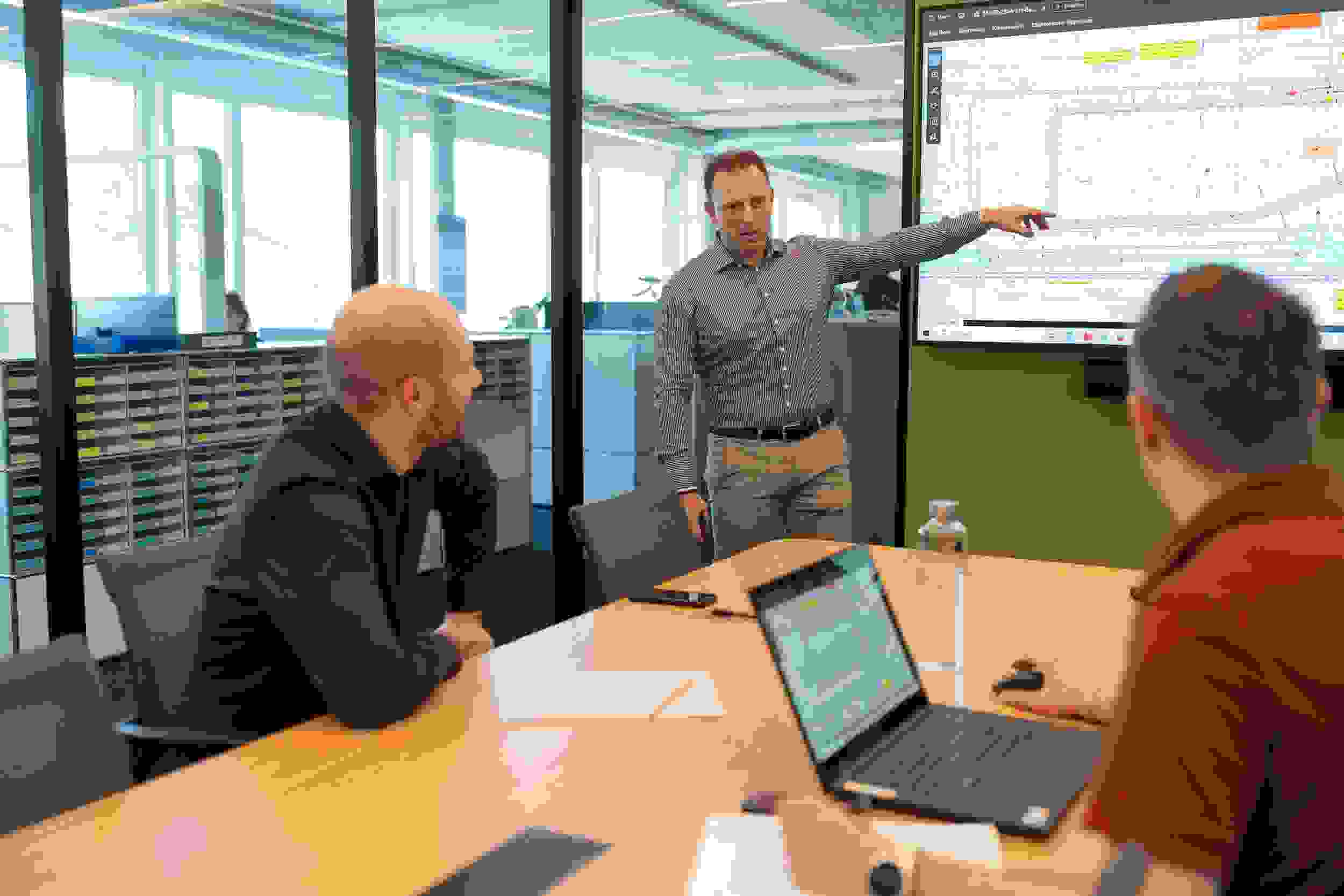 SYTEC_Corporate_240819_0007_Web