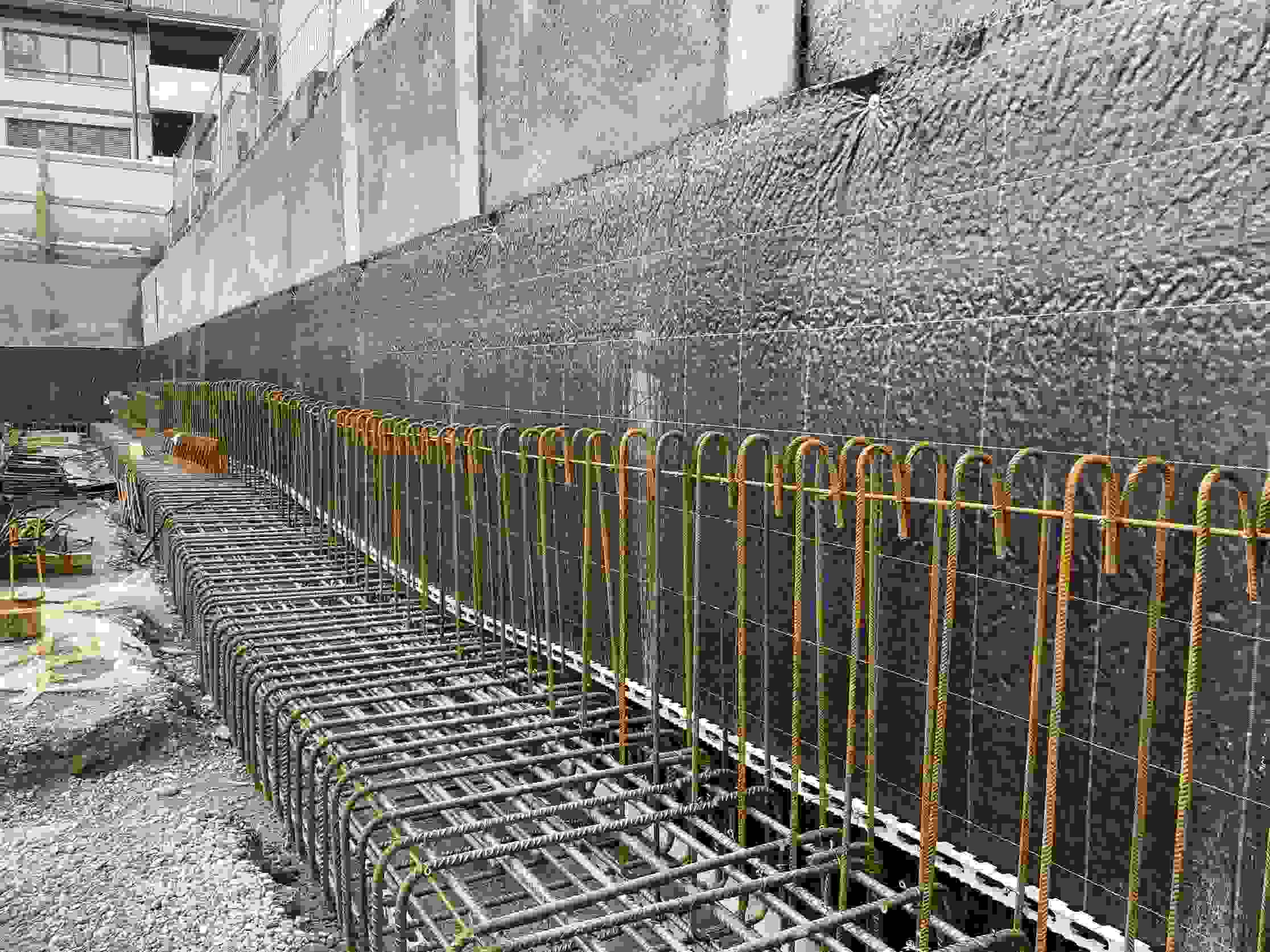 Bâtiment résidentiel et commercial Köniz - souterrainement sec