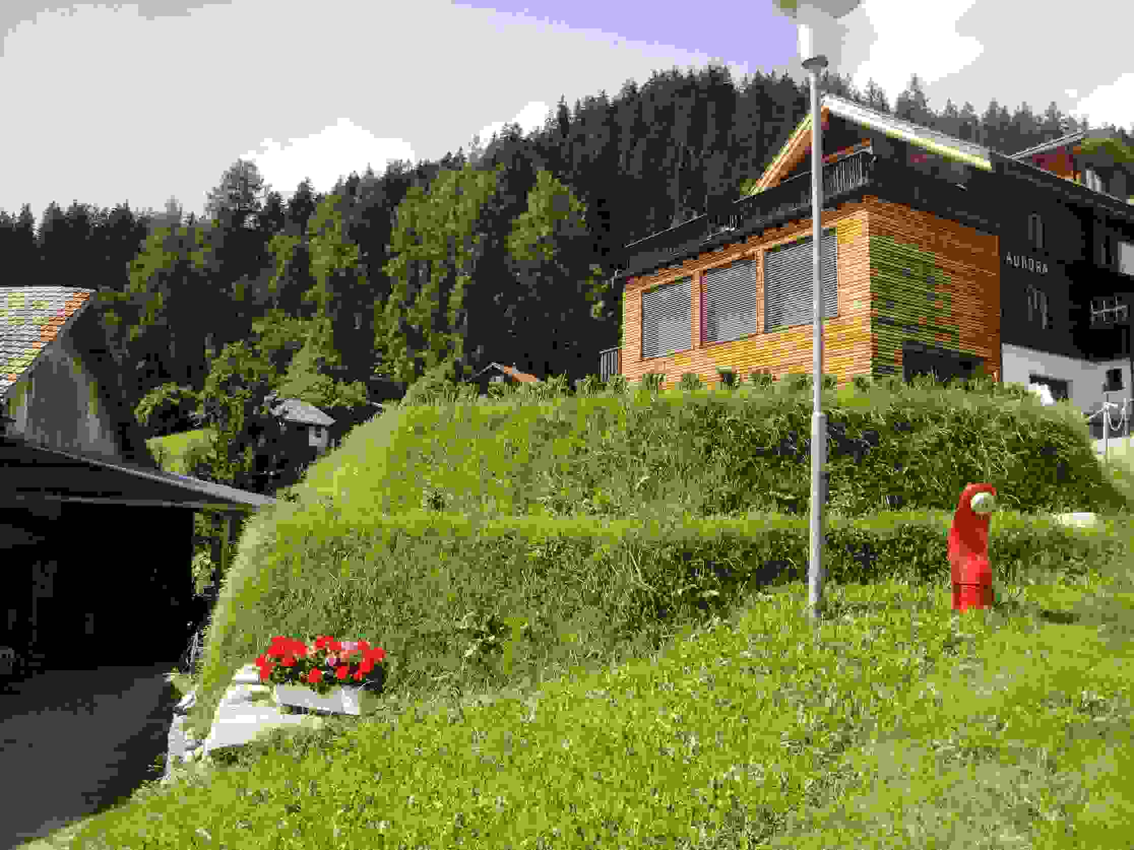 Transformation de Ruschein - nouvel aménagement du jardin