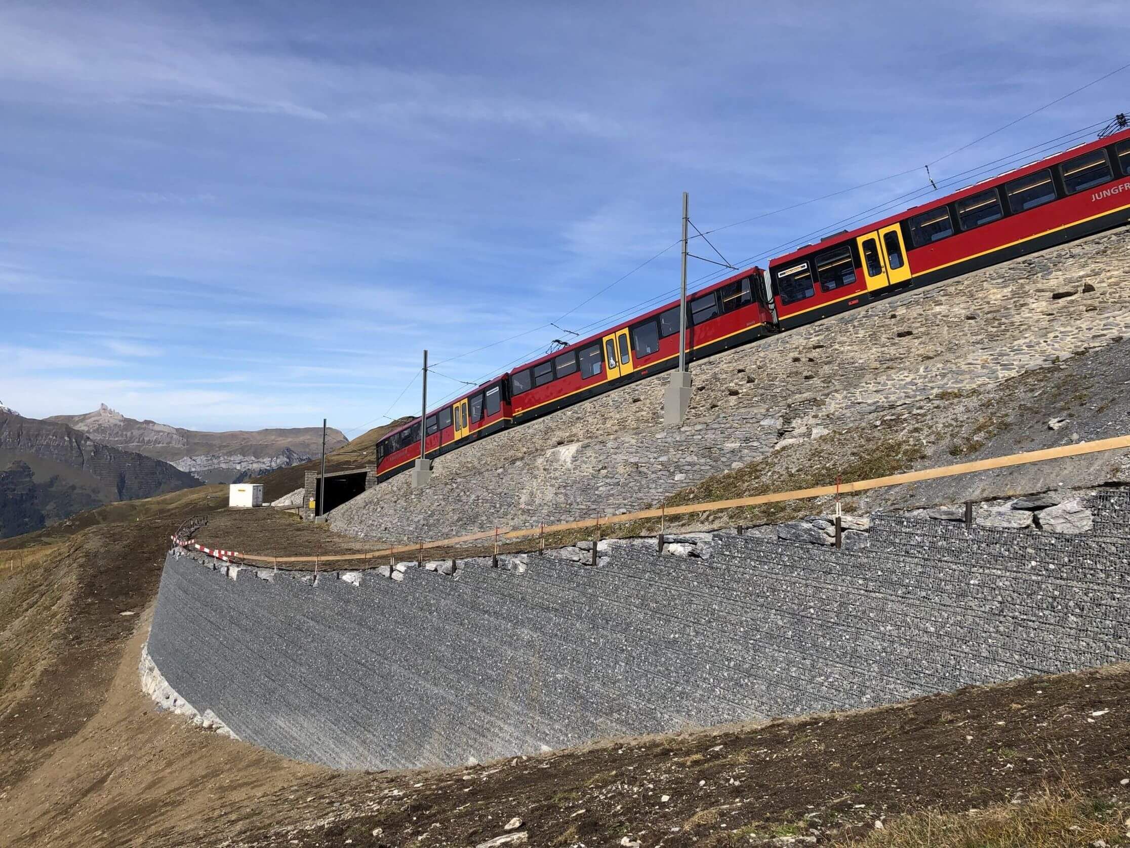 eiger_gletscher-_v-bahn_1.jpg