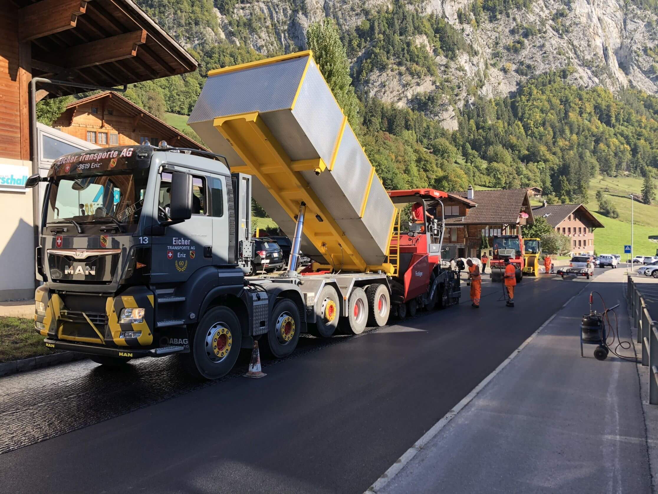 Simmentalstrasse Latterbach - Flüsterbelag