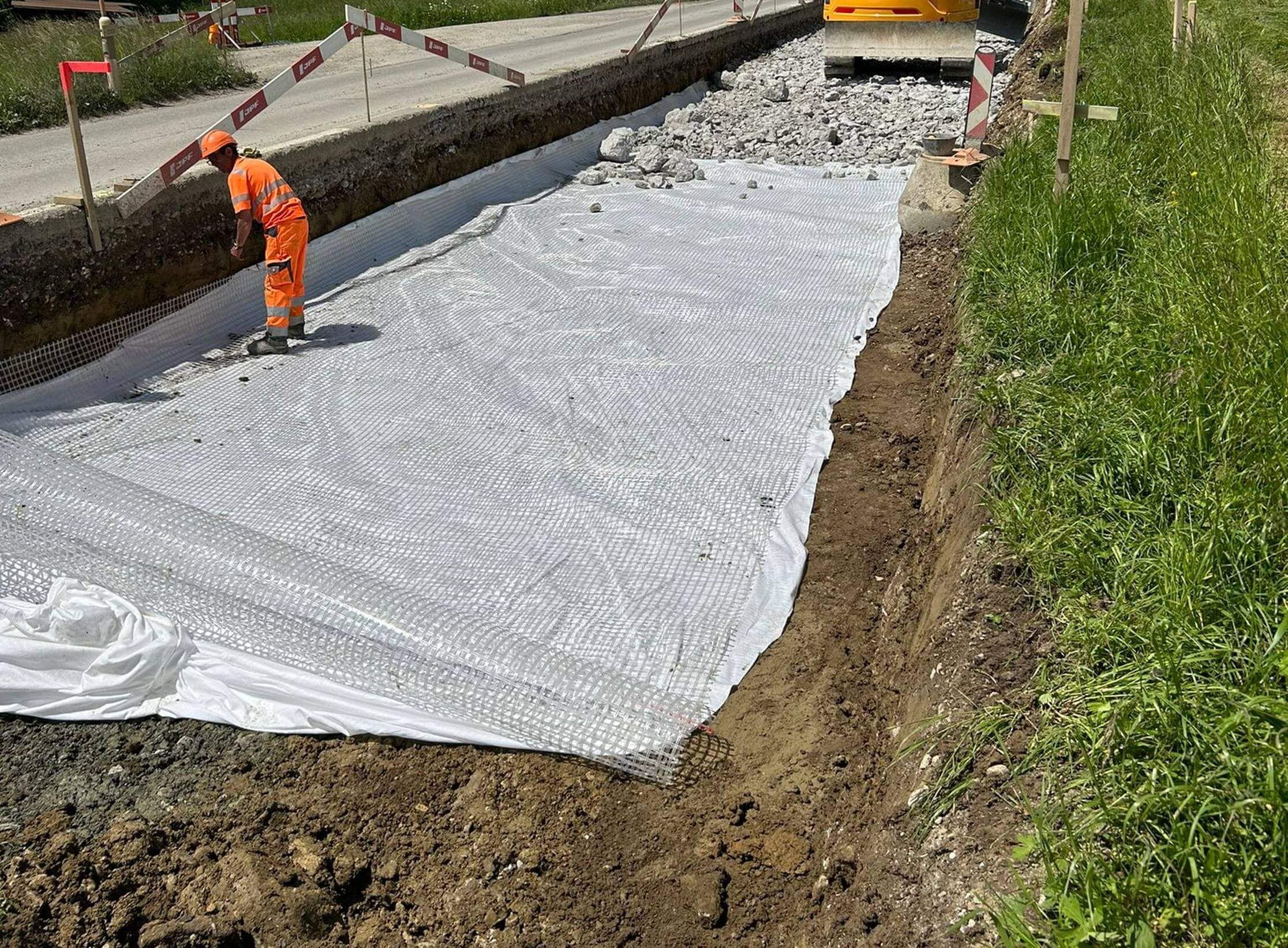 Réfection de la RC Corbières–Villarvolard par stabilisation à l’aide de géogrilles Réfection de la RC Corbières–Villarvolard par stabilisation à l’aide de géogrilles