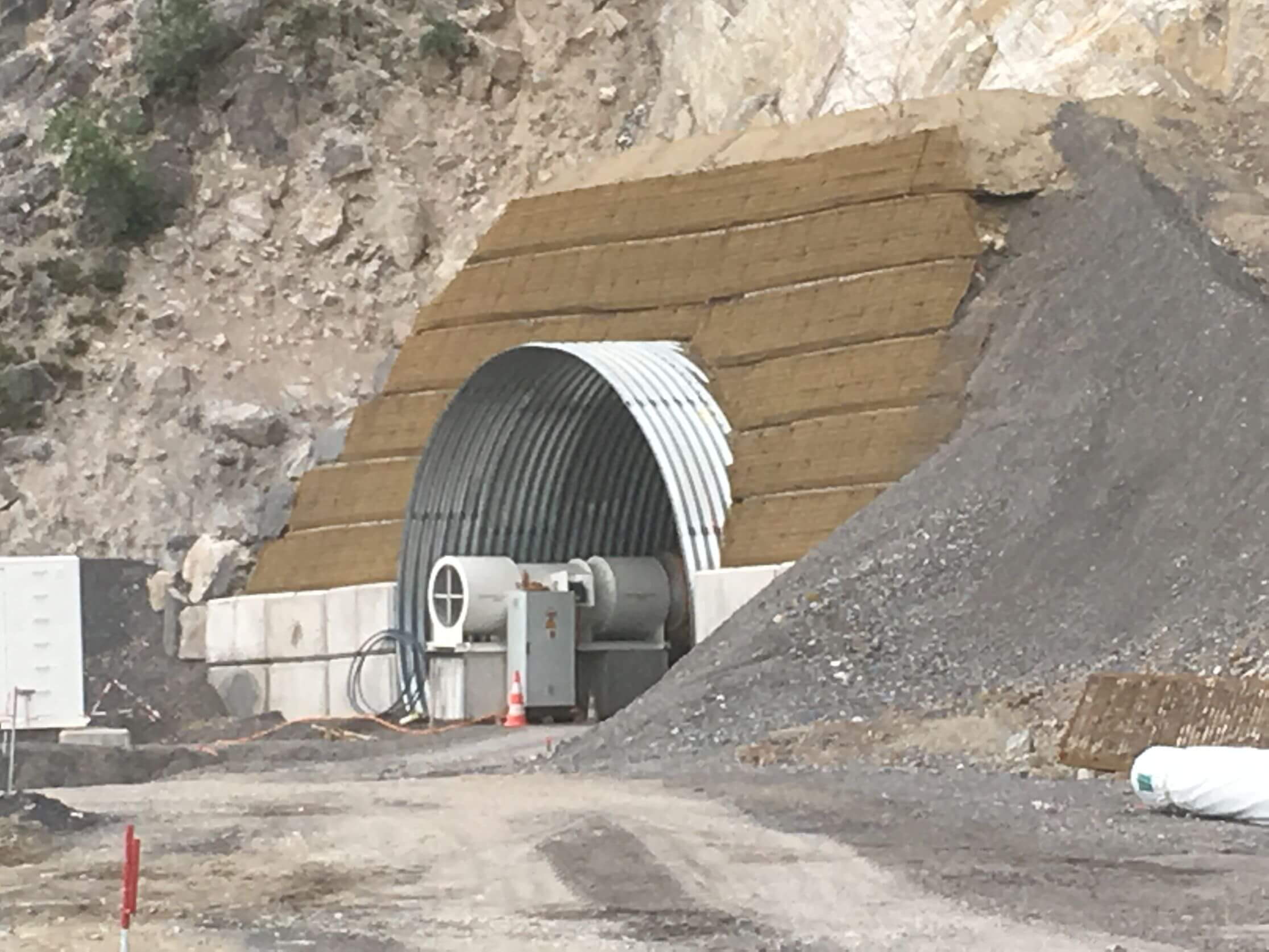 Steinschlagschutztunnel Carrières d'Arvel