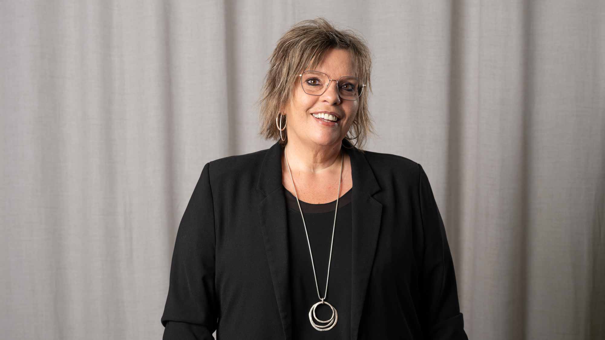 Silvia Bernhard
