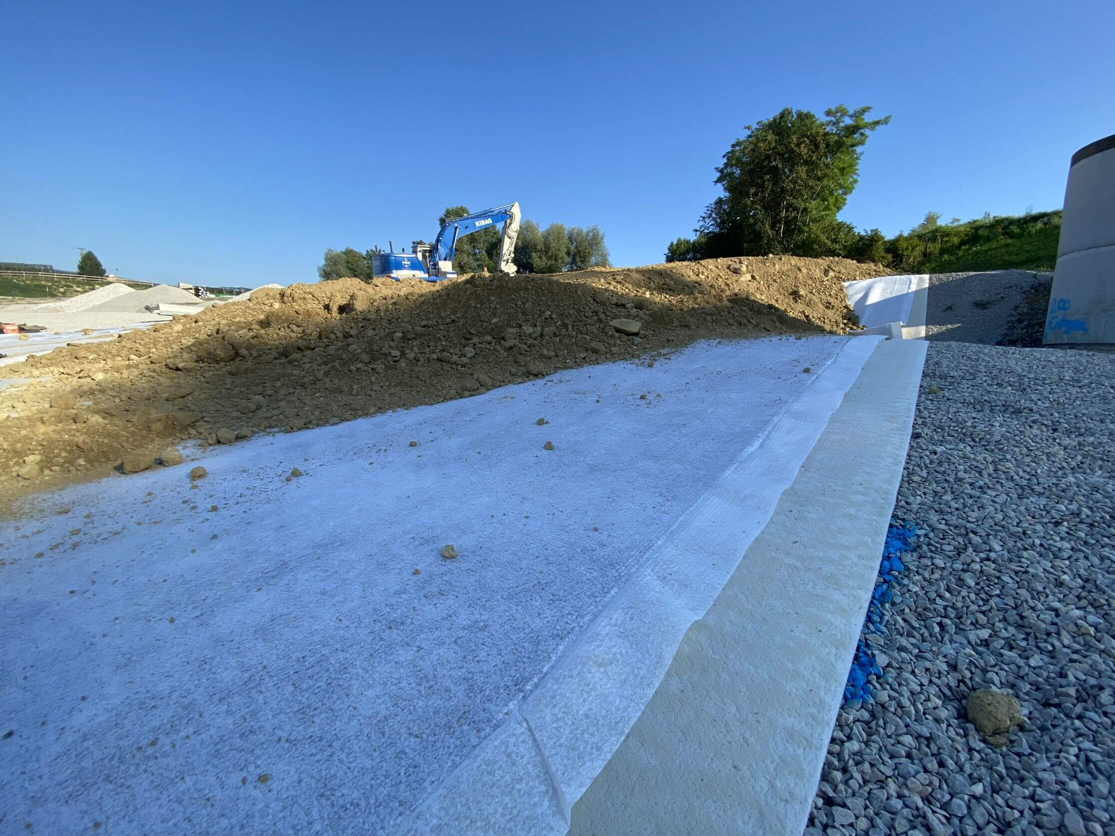 Deponie Kehlhof Berg - Abdichtung gegen Oberflächenwasser Deponie Kehlhof Berg - Abdichtung gegen Oberflächenwasser