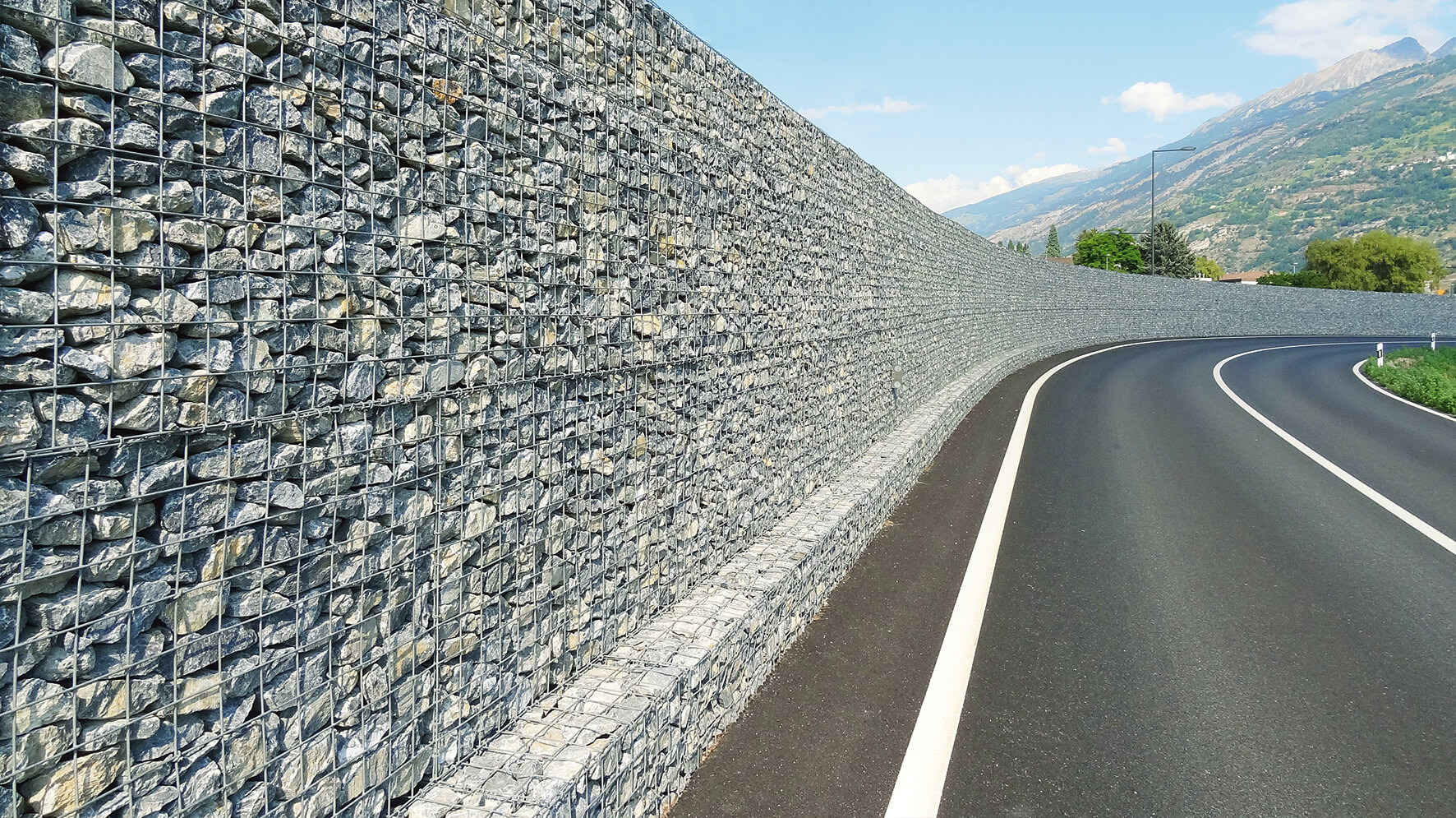 SYTEC_Steinkoerbe_1772x995px_180924.jpg SYTEC_Steinkoerbe_1772x995px_180924