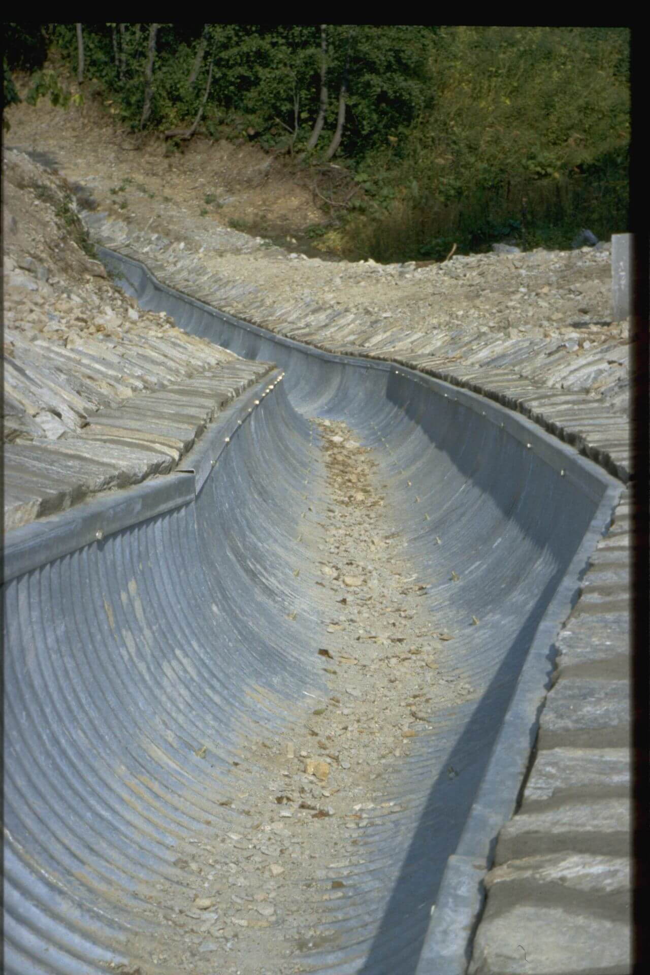 Bachfassung Valle Maggia TI