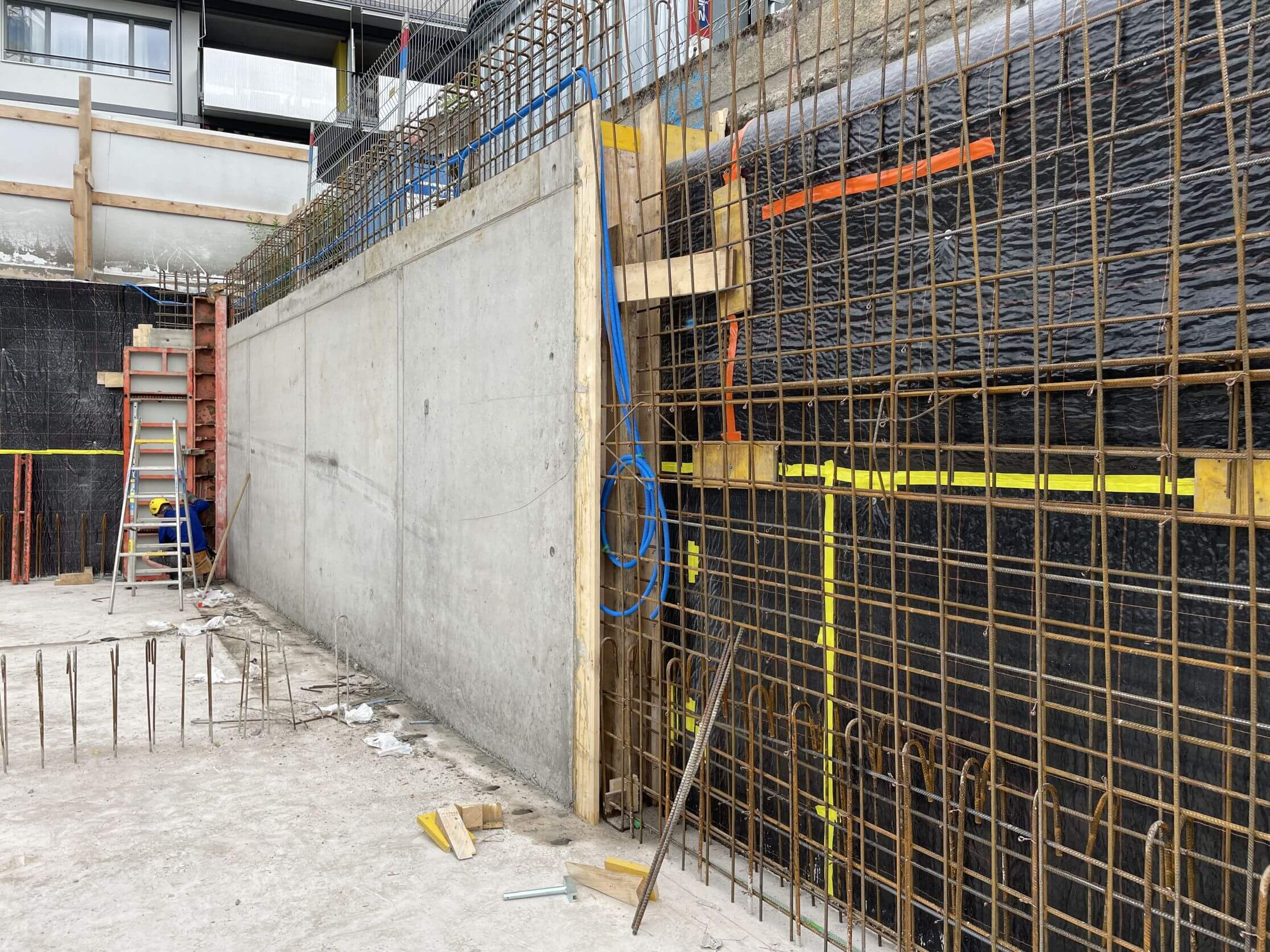 Wohn- und Geschäftshaus Köniz - unterirdisch trocken