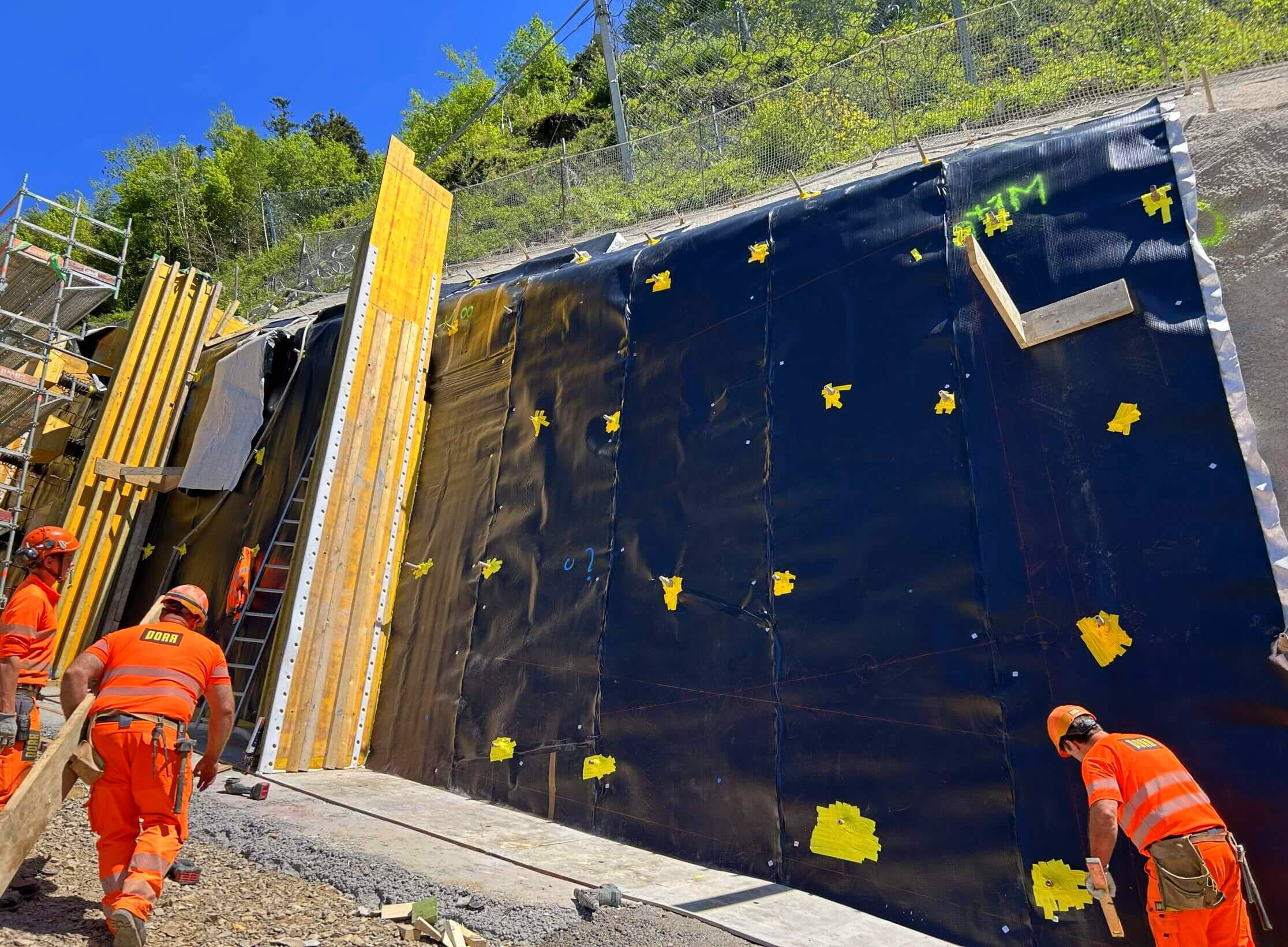 Axenstrasse – Drenaggio efficiente su terreno in pendenza