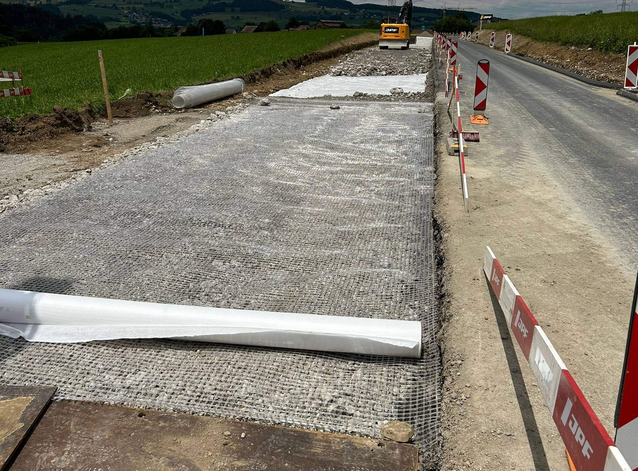 Réfection de la RC Corbières–Villarvolard par stabilisation à l’aide de géogrilles Réfection de la RC Corbières–Villarvolard par stabilisation à l’aide de géogrilles